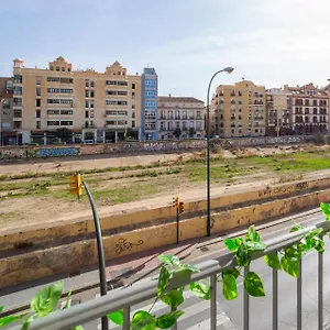 And Beautiful - Free Parking Apartment Malaga