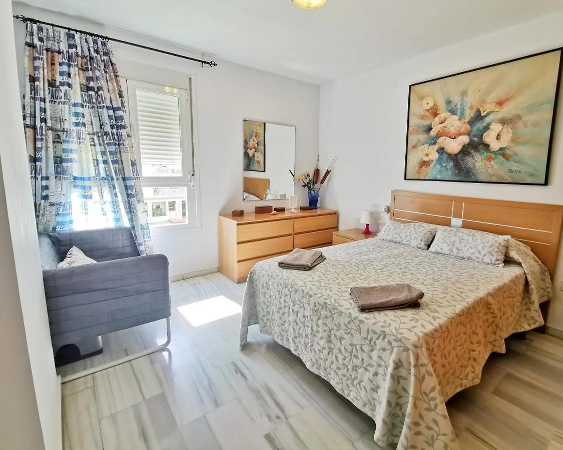 Neptuno Apartment: Sun, Beach And Relax In Huelin Malaga